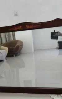 اینه بزرگ با چوب گردو