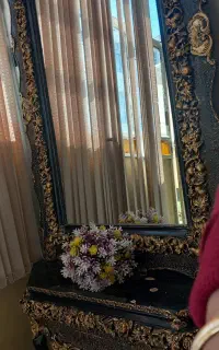 آینه کنسول و گلیم فرش