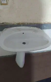 سنگ روشویی نسبتا نو