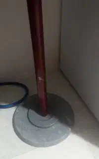 چوب لباسی ایستاده