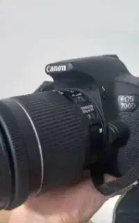 دوربین کنون700D