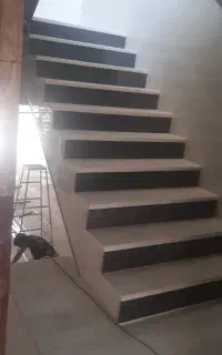 کاشی کاری سرامیک نصب پله موزاییک خورده کاری ساختما