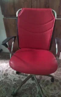 دوعدد صندلی جک دار هر دو  ۴۸۰۰