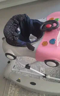 روروئک و صندلی غداخوری