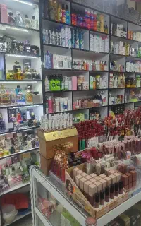فروشنده خانم نیمه وقت