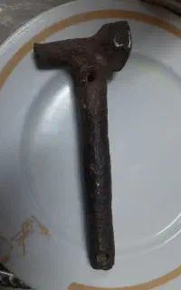 چکش قدیمی،