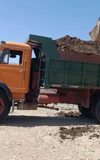 کود حیوانی سوخته گوسفندی وگاوی با ده تن لبه دار