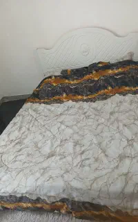 تخت به همراه تشک