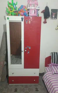کمد لباس وتخت