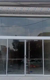 کرکره برقی وشیشه سکوریت