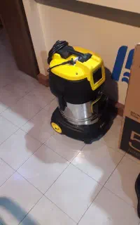 جارو برقی صنعتی آب خاک