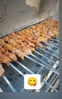 به نفر همکار برای کبابی