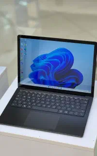 Surface laptop 2