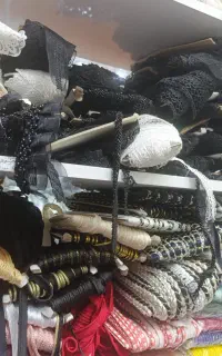 مقداری ملزومات خیاطی