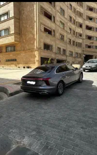 هونگچی اچ 5 2025  تیتانیوم