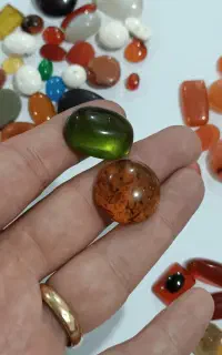 نگین کهربا مثقالی