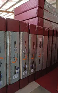 Deluxe Comfort تشک متریال خارجی/حافظه دار