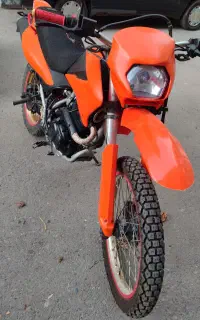 موتور پرشی رادیسون 250cc مدارک کامل وپلاک به نام