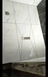کارگر کاشی کاری یانماکاری