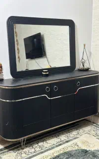 آینه و کنسول