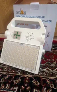 پروژکتور خورشیدی