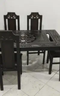 میز ناهارخوری ۶ نفره و ۵ عدد صندلی