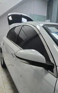 نصب تخصصی شیشه دودی 15% تخفیف ویژه