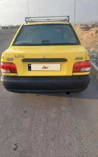 تاکسی پراید