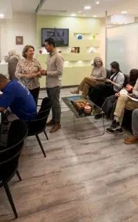 دندانپزشک ایمپلنت نیازمندیم