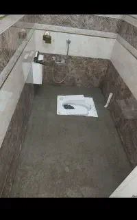 بنا کاشی کار و سرامیک کار هستم . با نازلترین قیمت
