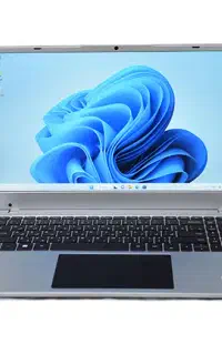 فروش لپ‌تاپ GLX دارای i7 ram 16 grc 8g Ssd 512 نو