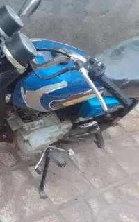 موتور ۸۳