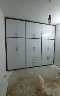 دکوراسیون و اشکاف