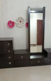 کشو و اینه در حد نو‌