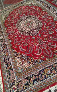 دوعدد فرش ۶متری