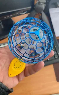 توپ پرنده اسباب‌بازی جذاب برای بچه ها بی خطر