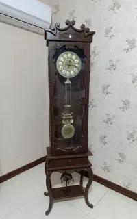 ساعت ایستاده، چوبی، در حد نو