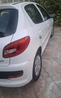 ۲۰۷تیوتری ۱۴۰۵