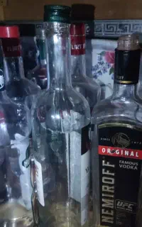 ظرف شیشه. ای دکوری. مخصوص قهوه خانه و آب سر