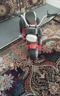 موتور شارژی و یک عدد 4چرخ