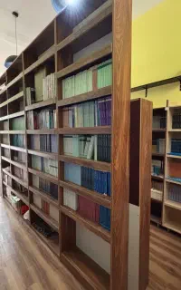 قفسه کتاب
