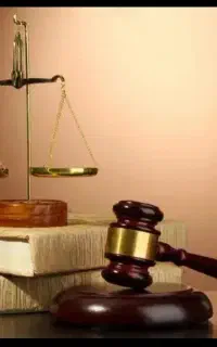 وکیل پایه یک دادگستری
