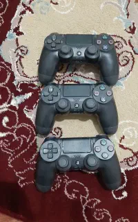 دسته PS4 و کینکت
