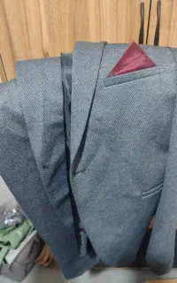 کت و شلوار طوسی