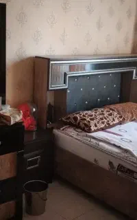 فروش تخت خواب دو نفره به همراه میز واینه قدی
