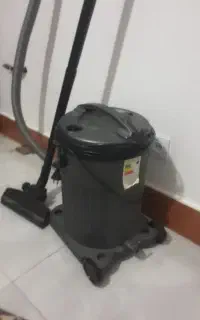 جاروبرقی والار