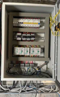 برقکار صنعتی
