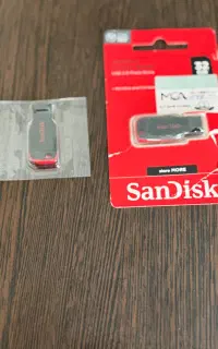 فلش مموری سن دیسک ۳۲ گیگ