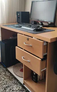 میز کامپیوتر