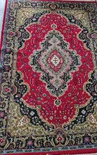 قایچه قرمز